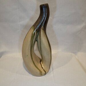 Ladolce Swan Neck Vase